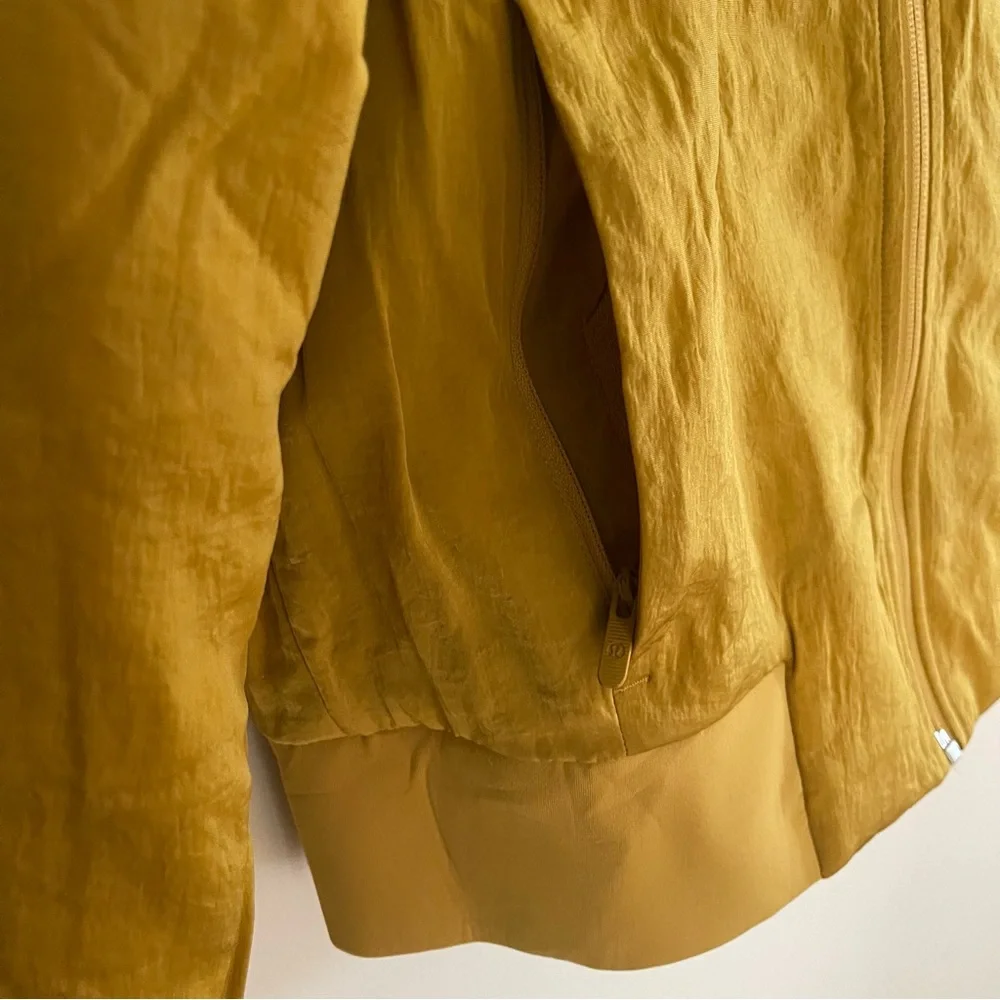 Lululemon Non-Stop Bomber Jacket REVERSIBLE  in Parachute Size 6